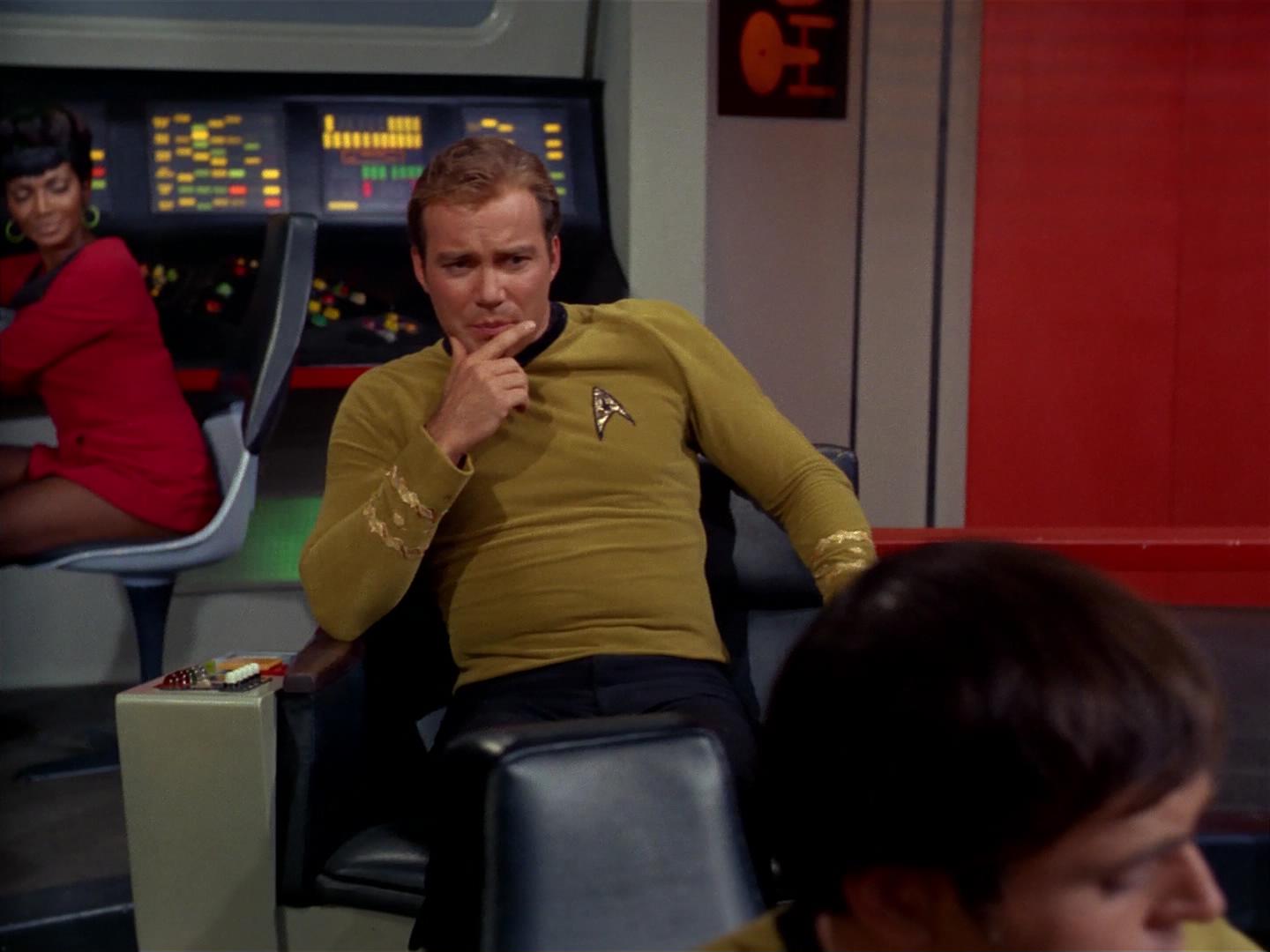 ariane179254_StarTrek_2x17_APieceOfTheAction_0063.jpg