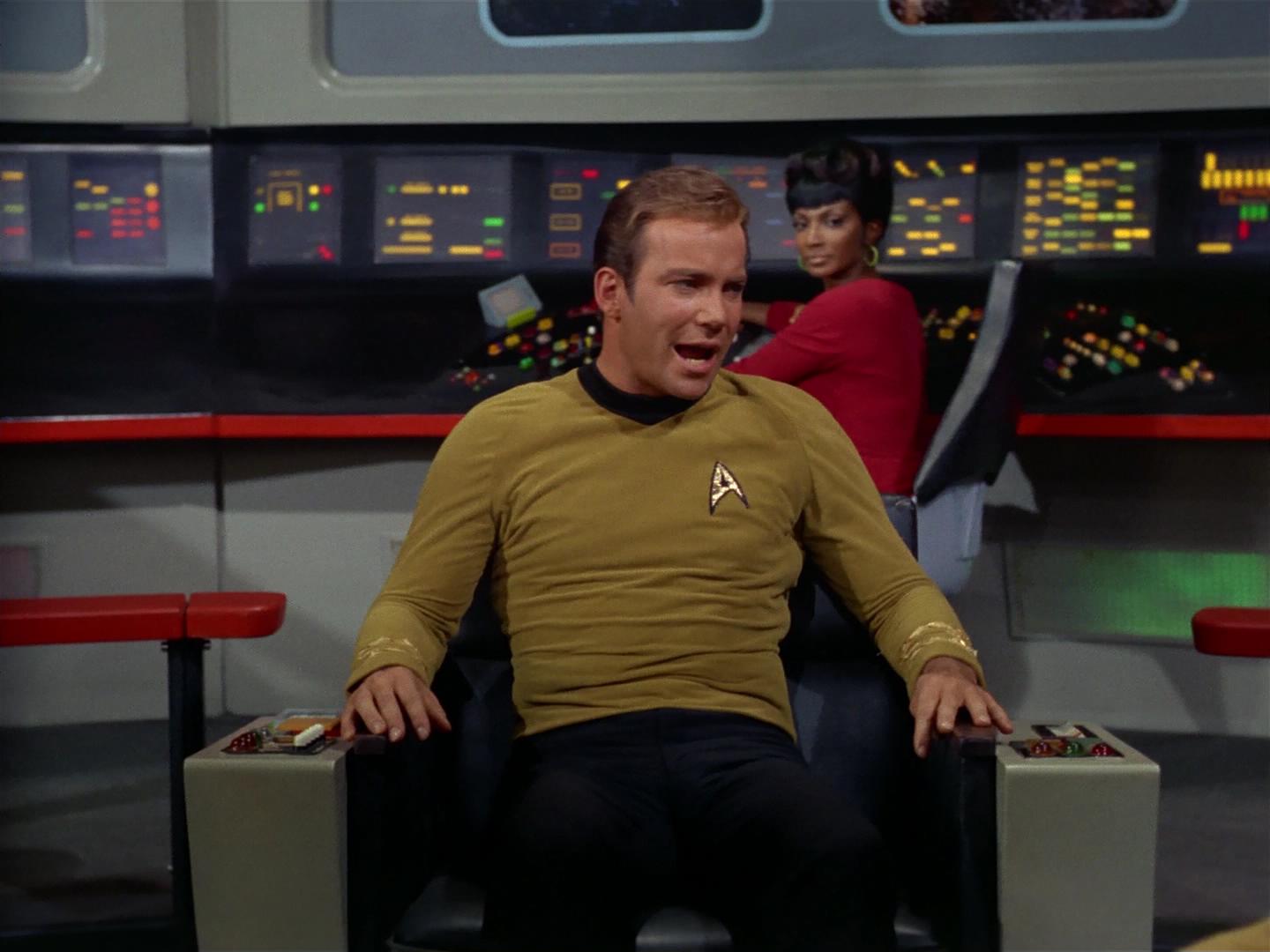 ariane179254_StarTrek_2x17_APieceOfTheAction_0081.jpg