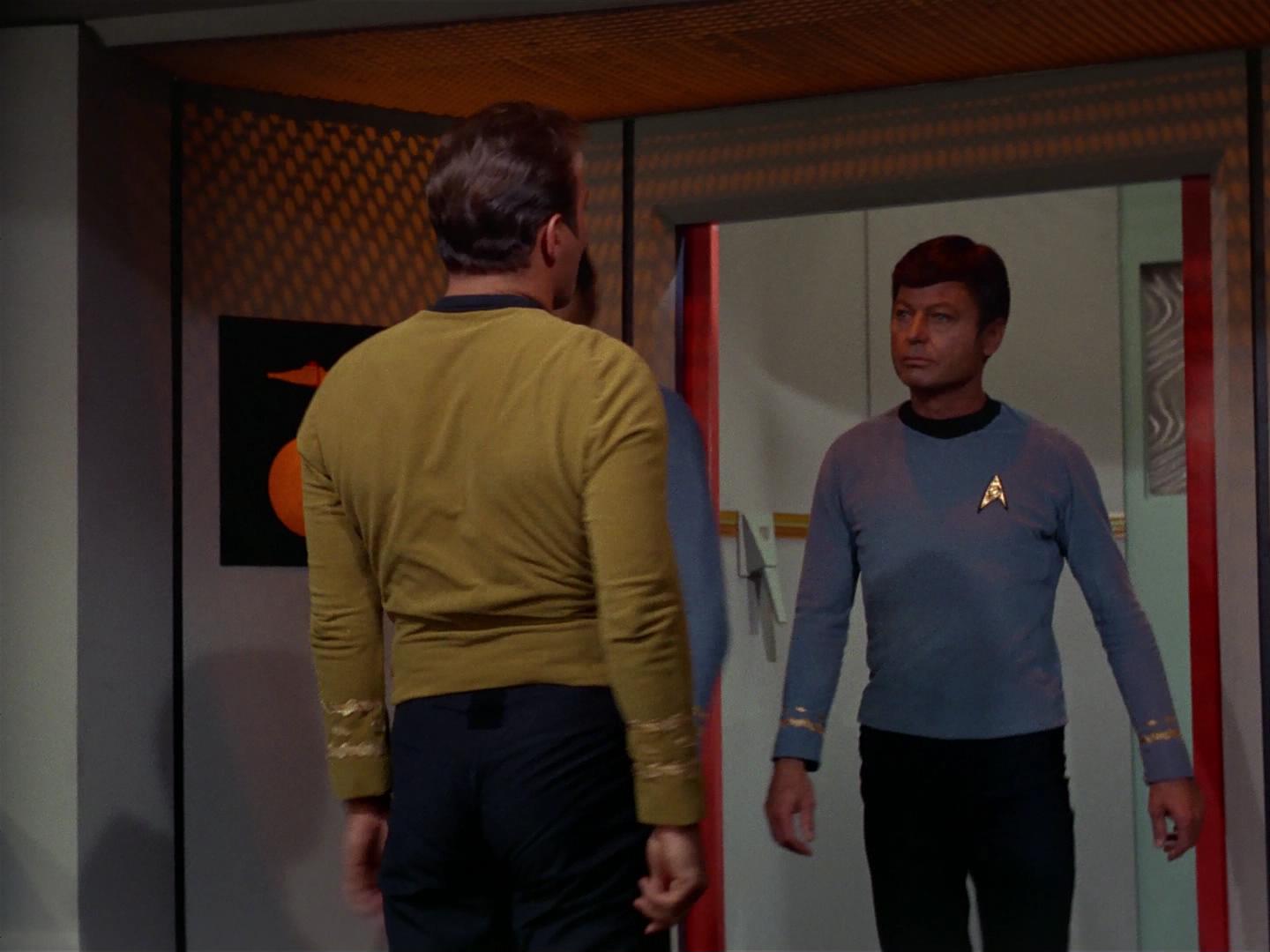 ariane179254_StarTrek_2x17_APieceOfTheAction_0123.jpg