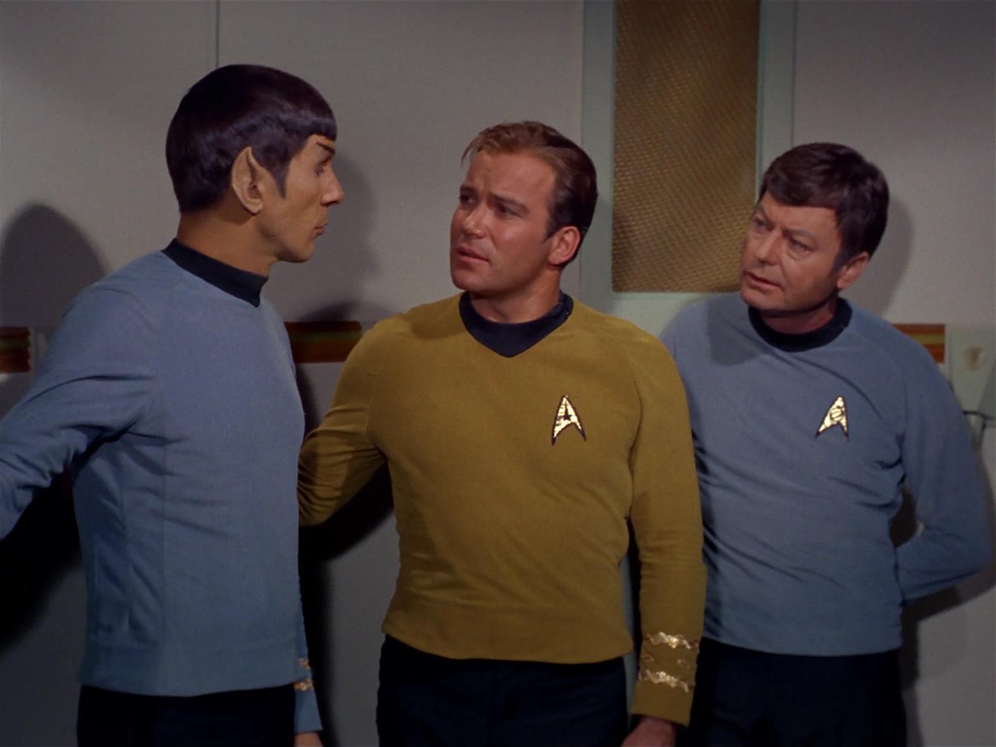 ariane179254_StarTrek_2x17_APieceOfTheAction_0140.jpg