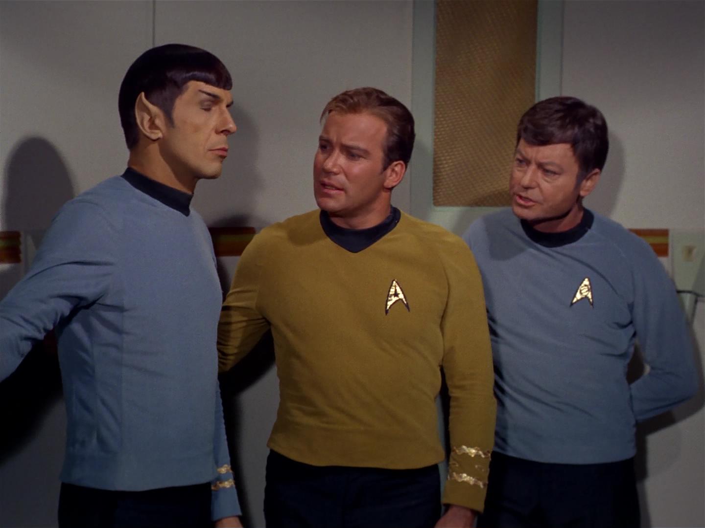 ariane179254_StarTrek_2x17_APieceOfTheAction_0143.jpg