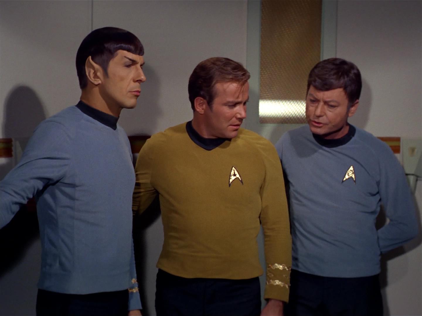 ariane179254_StarTrek_2x17_APieceOfTheAction_0144.jpg