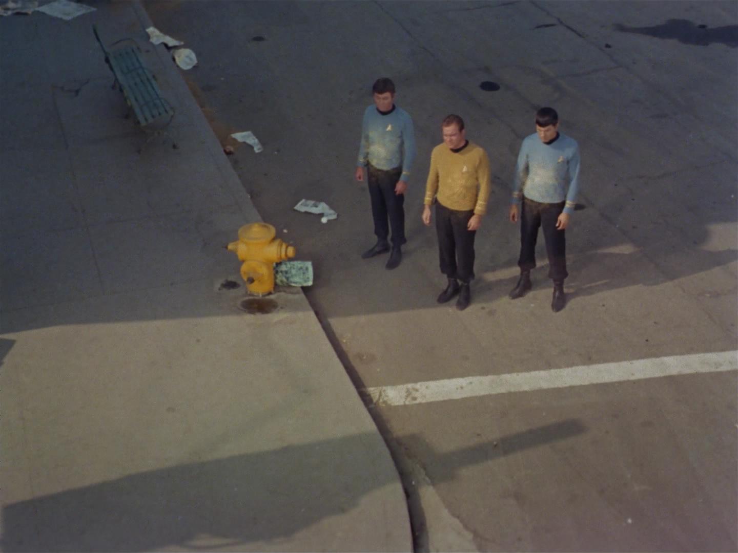ariane179254_StarTrek_2x17_APieceOfTheAction_0186.jpg