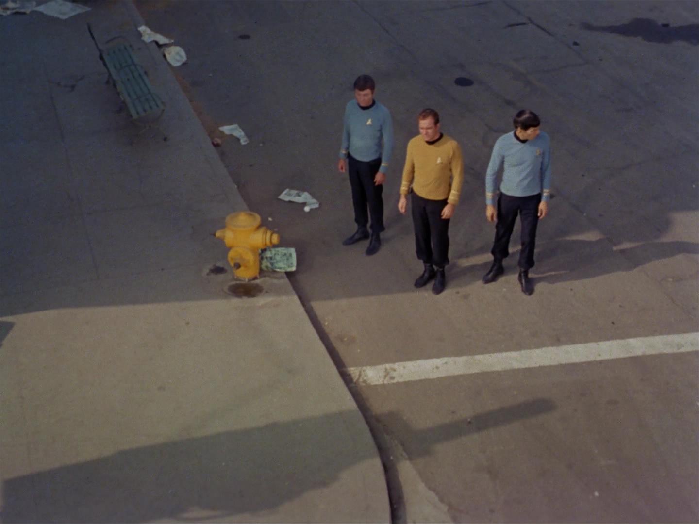 ariane179254_StarTrek_2x17_APieceOfTheAction_0188.jpg