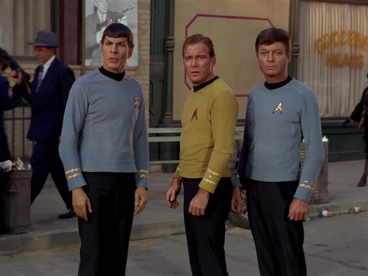 ariane179254_StarTrek_2x17_APieceOfTheAction_0236.jpg