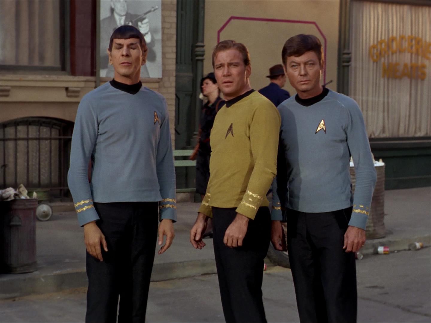 ariane179254_StarTrek_2x17_APieceOfTheAction_0239.jpg