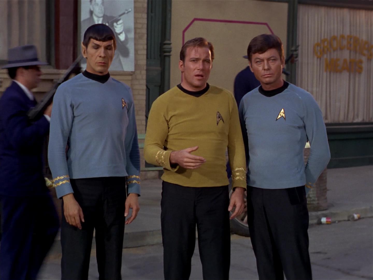 ariane179254_StarTrek_2x17_APieceOfTheAction_0343.jpg