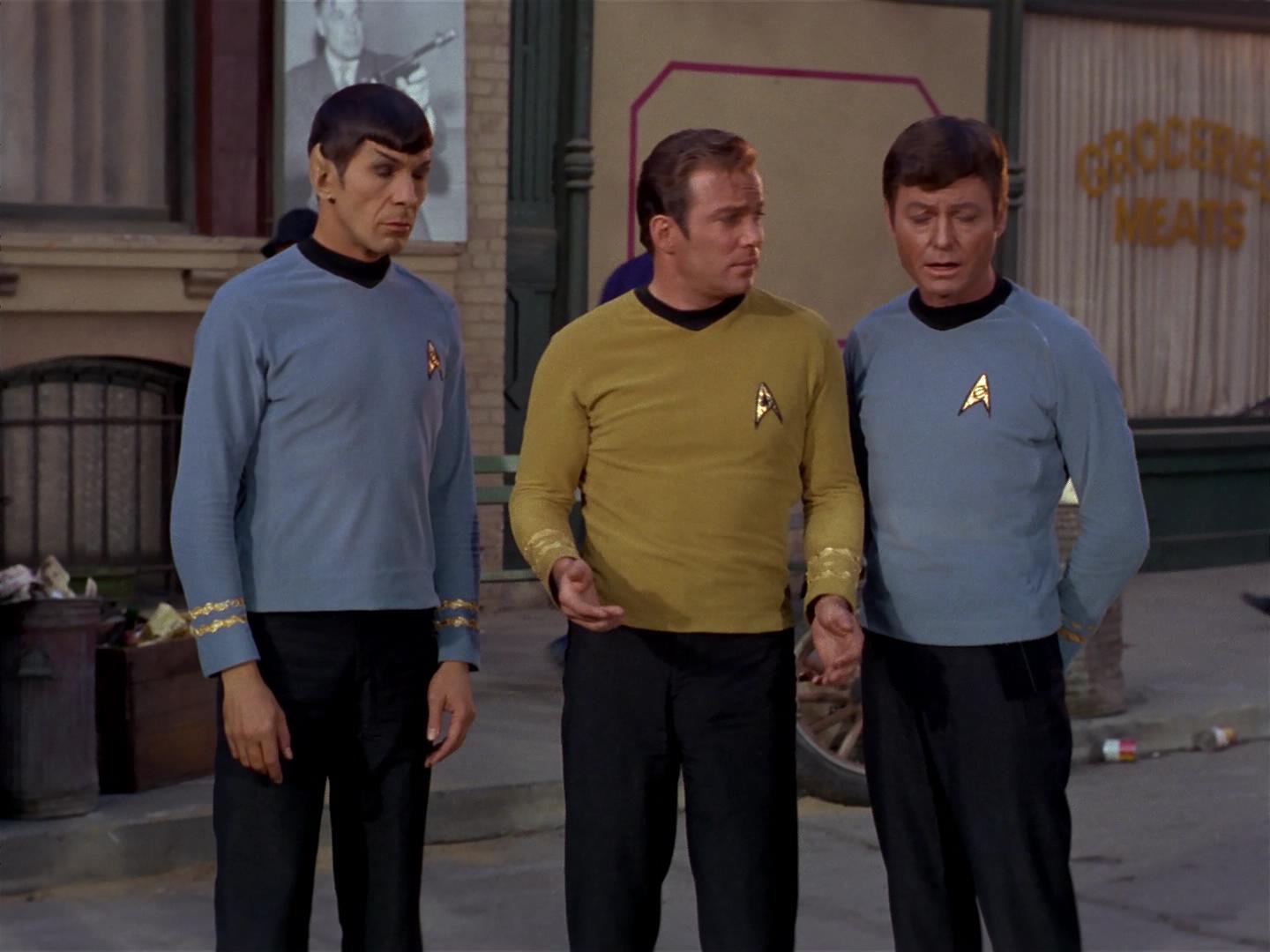 ariane179254_StarTrek_2x17_APieceOfTheAction_0351.jpg