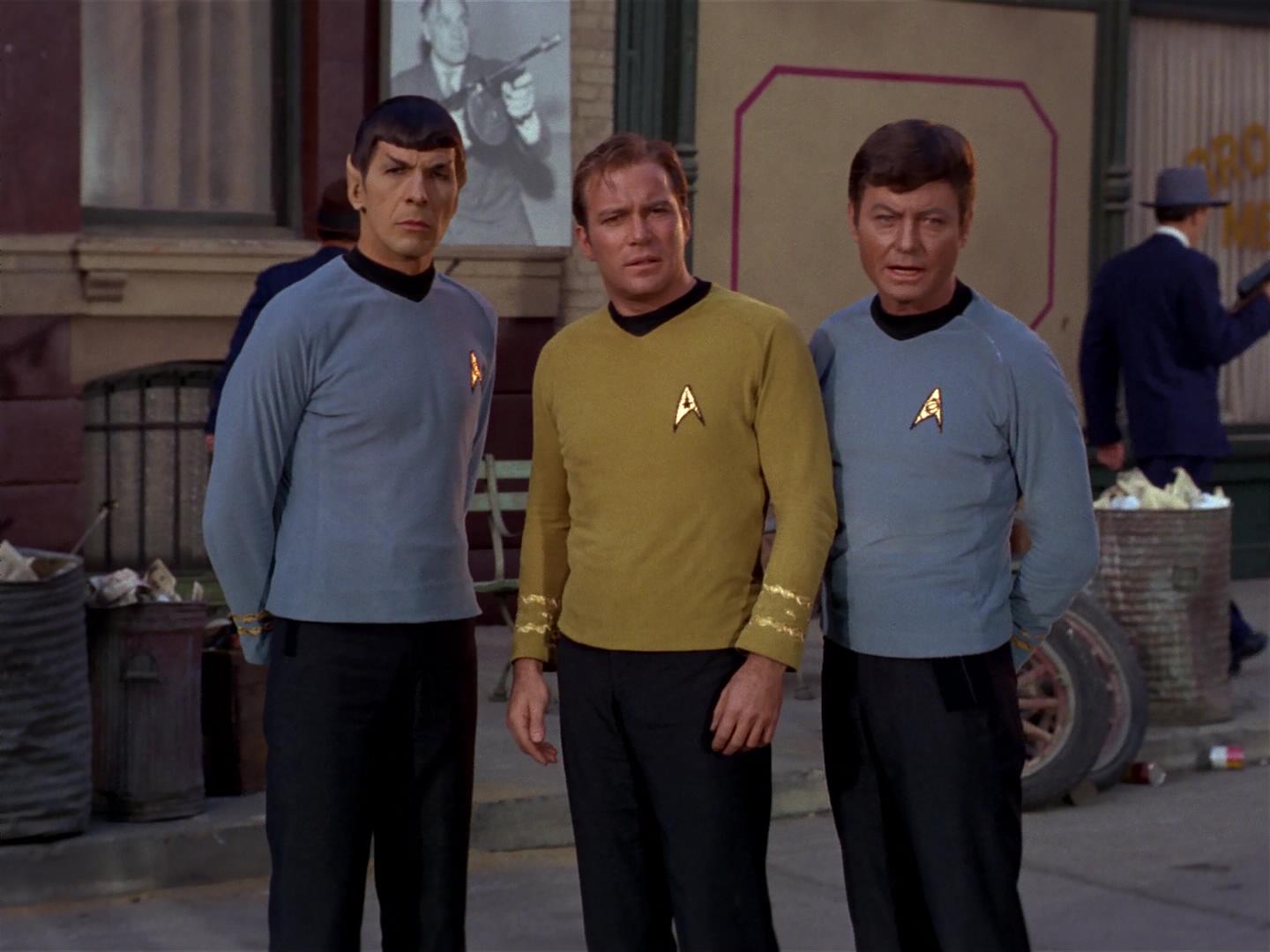 ariane179254_StarTrek_2x17_APieceOfTheAction_0370.jpg