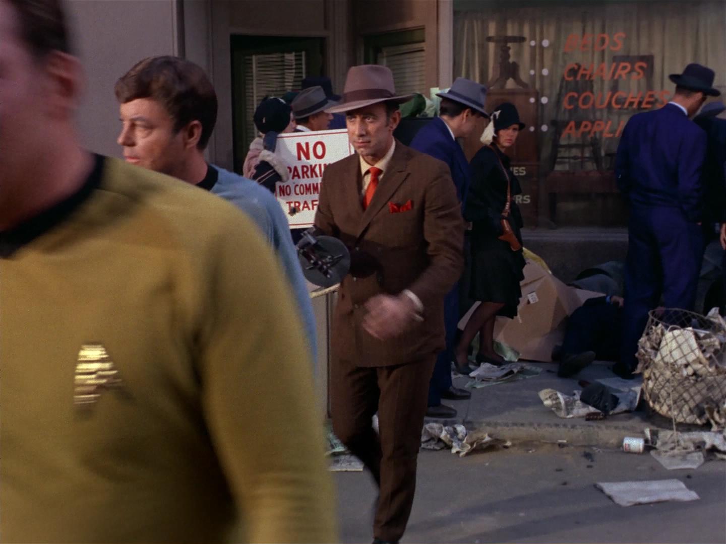 ariane179254_StarTrek_2x17_APieceOfTheAction_0414.jpg