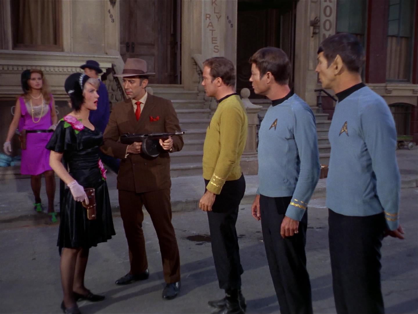 ariane179254_StarTrek_2x17_APieceOfTheAction_0432.jpg