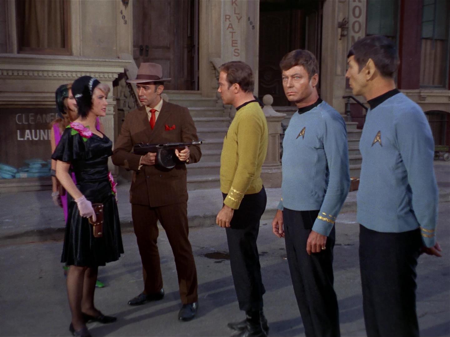 ariane179254_StarTrek_2x17_APieceOfTheAction_0434.jpg