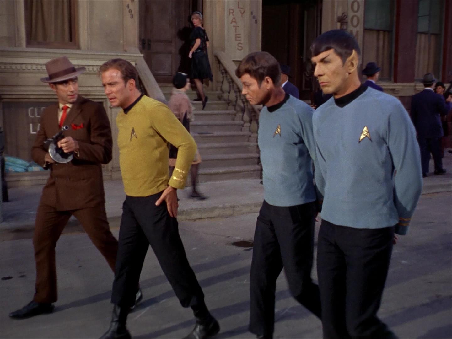 ariane179254_StarTrek_2x17_APieceOfTheAction_0457.jpg