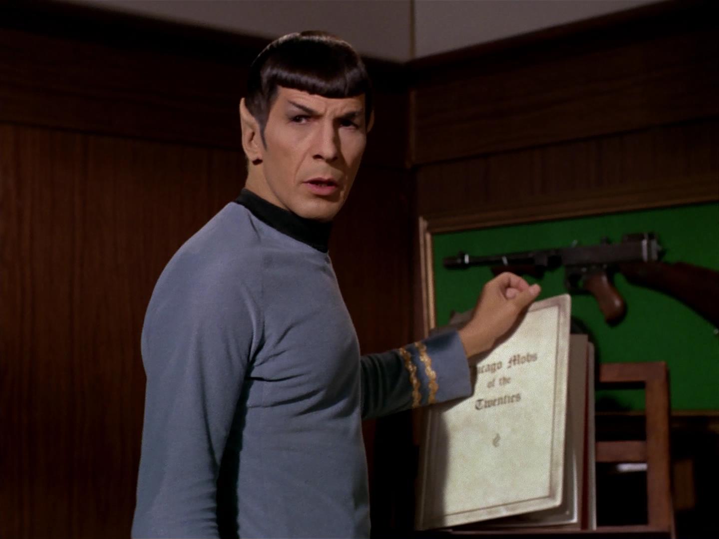 ariane179254_StarTrek_2x17_APieceOfTheAction_0604.jpg