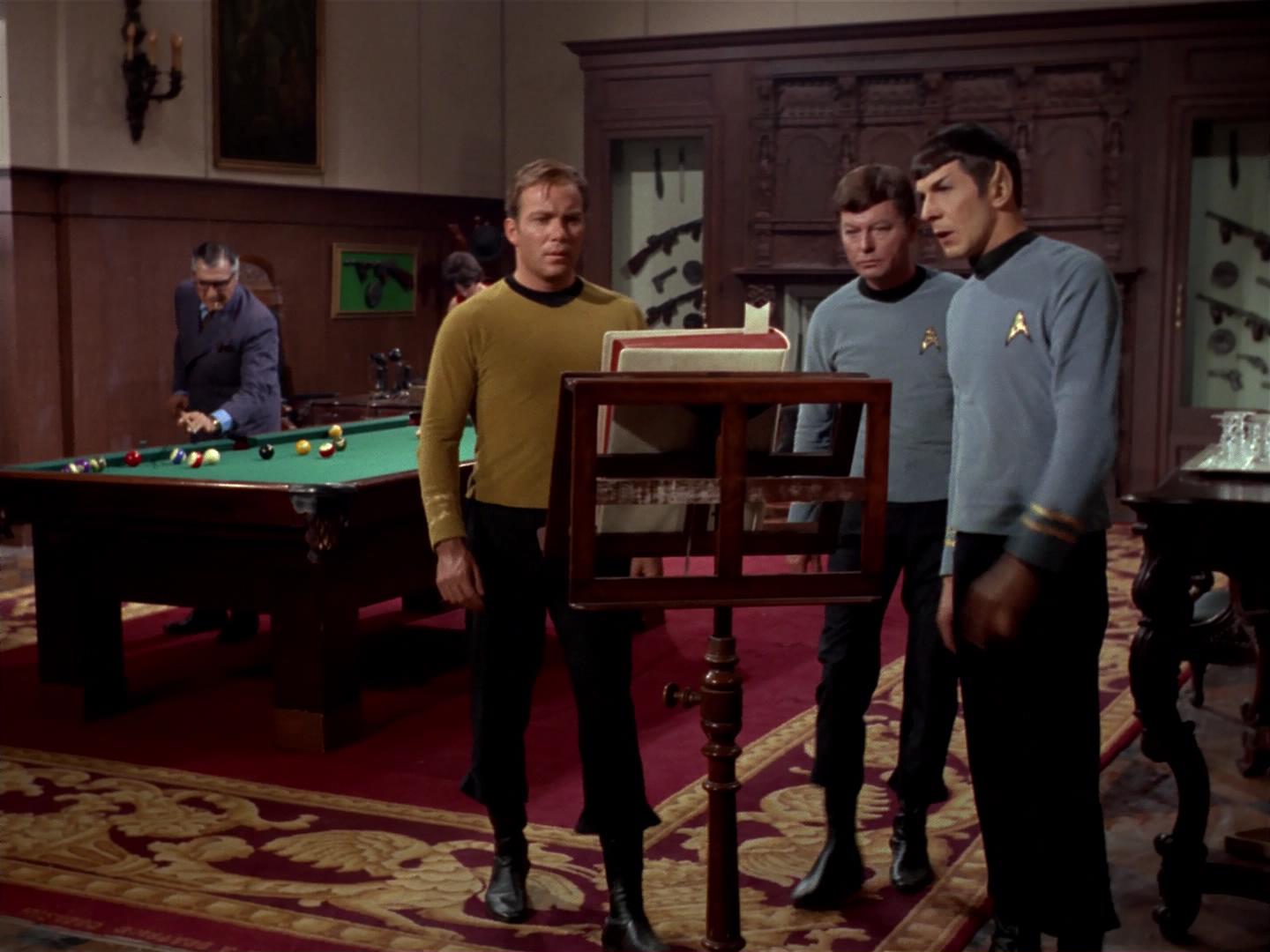 ariane179254_StarTrek_2x17_APieceOfTheAction_0610.jpg