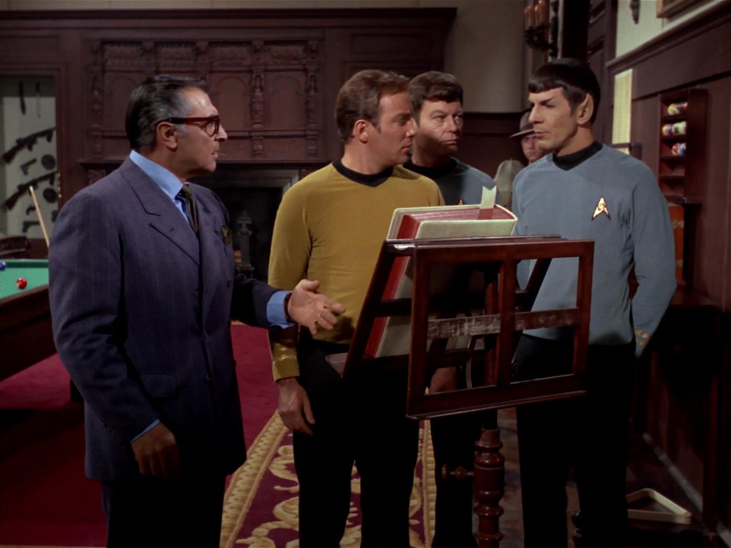 ariane179254_StarTrek_2x17_APieceOfTheAction_0631.jpg