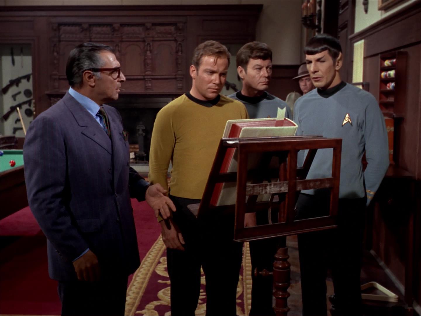 ariane179254_StarTrek_2x17_APieceOfTheAction_0635.jpg