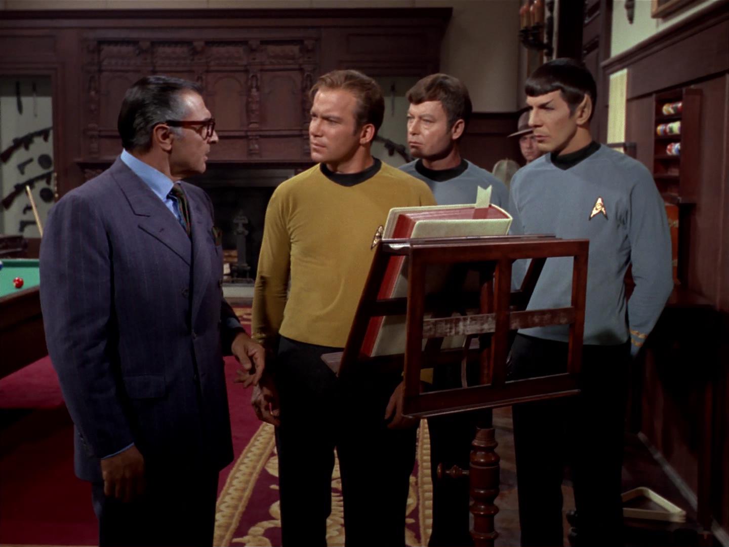 ariane179254_StarTrek_2x17_APieceOfTheAction_0644.jpg