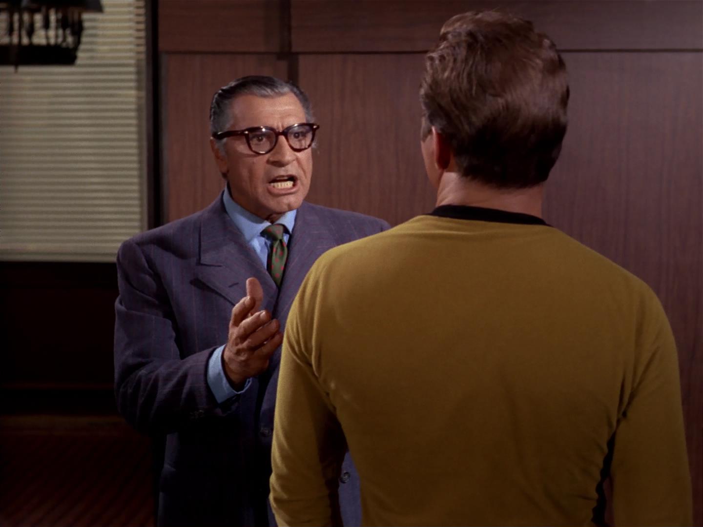 ariane179254_StarTrek_2x17_APieceOfTheAction_0683.jpg