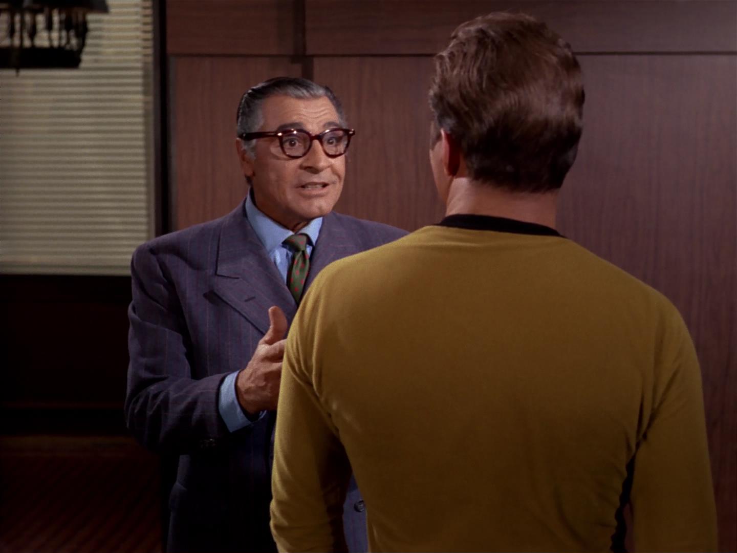 ariane179254_StarTrek_2x17_APieceOfTheAction_0687.jpg