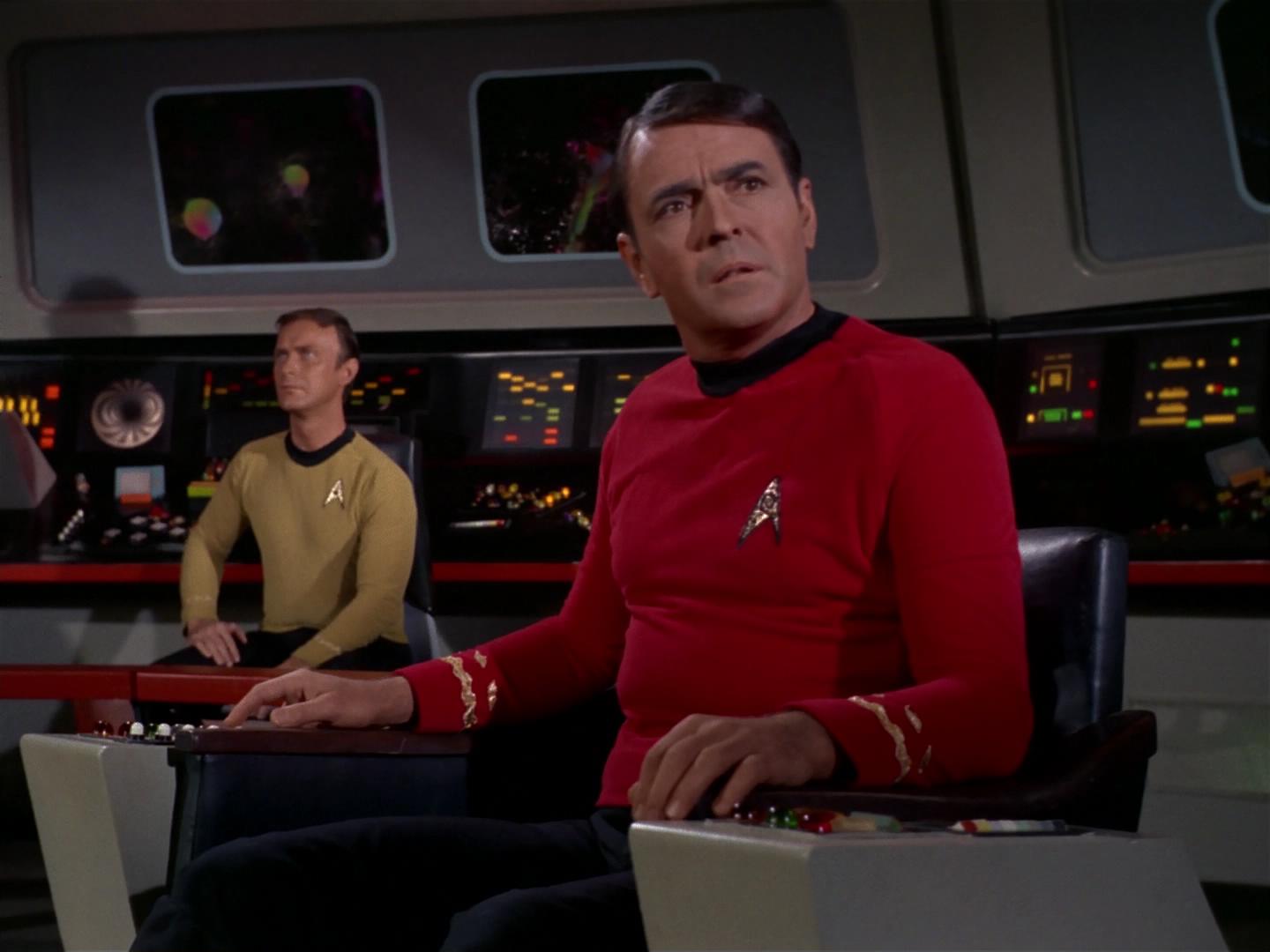 ariane179254_StarTrek_2x17_APieceOfTheAction_0839.jpg