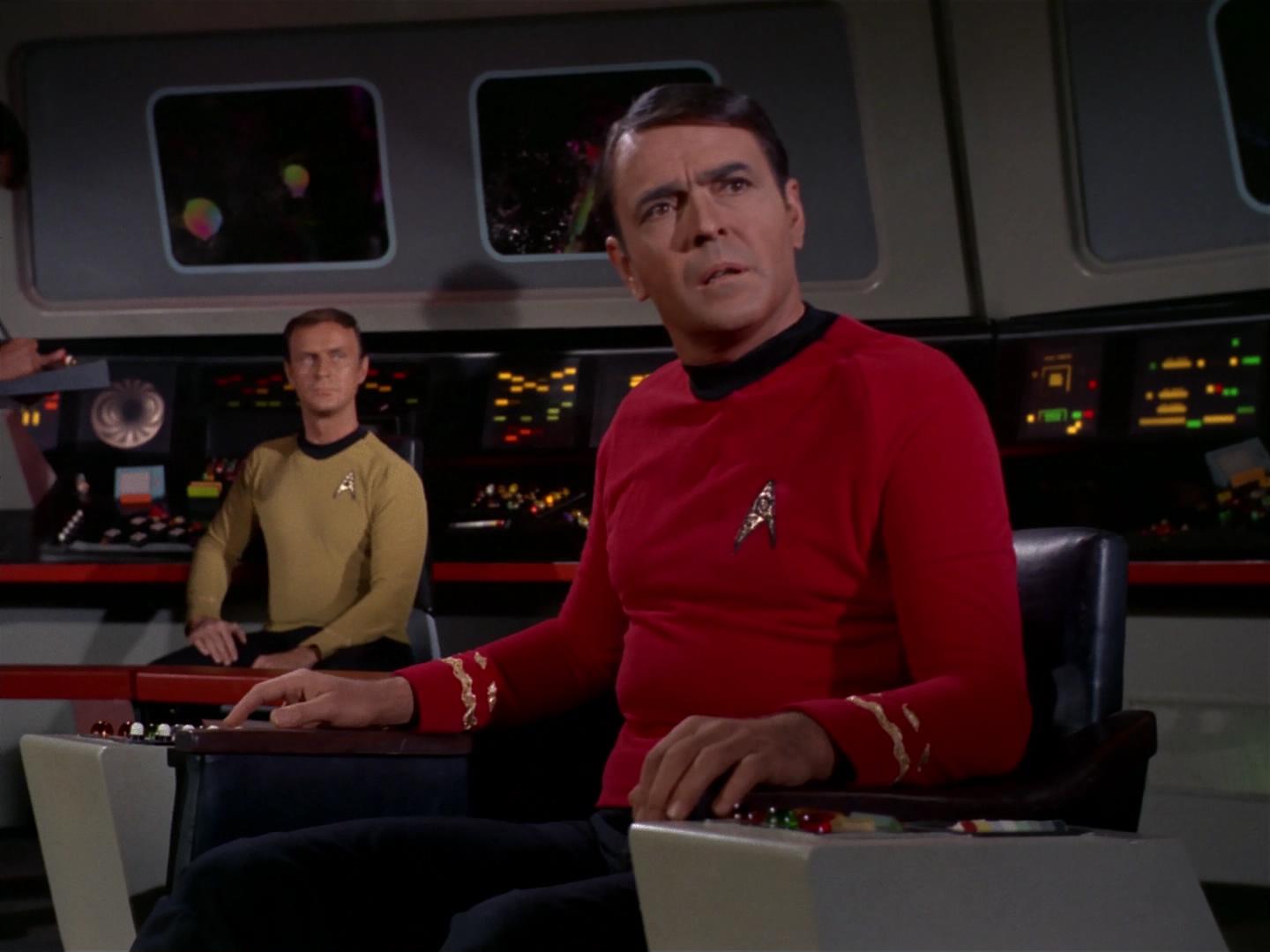 ariane179254_StarTrek_2x17_APieceOfTheAction_0841.jpg