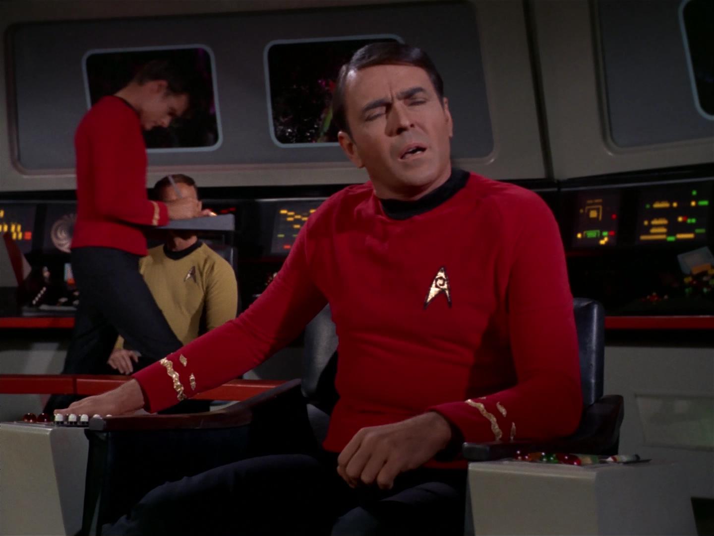 ariane179254_StarTrek_2x17_APieceOfTheAction_0843.jpg