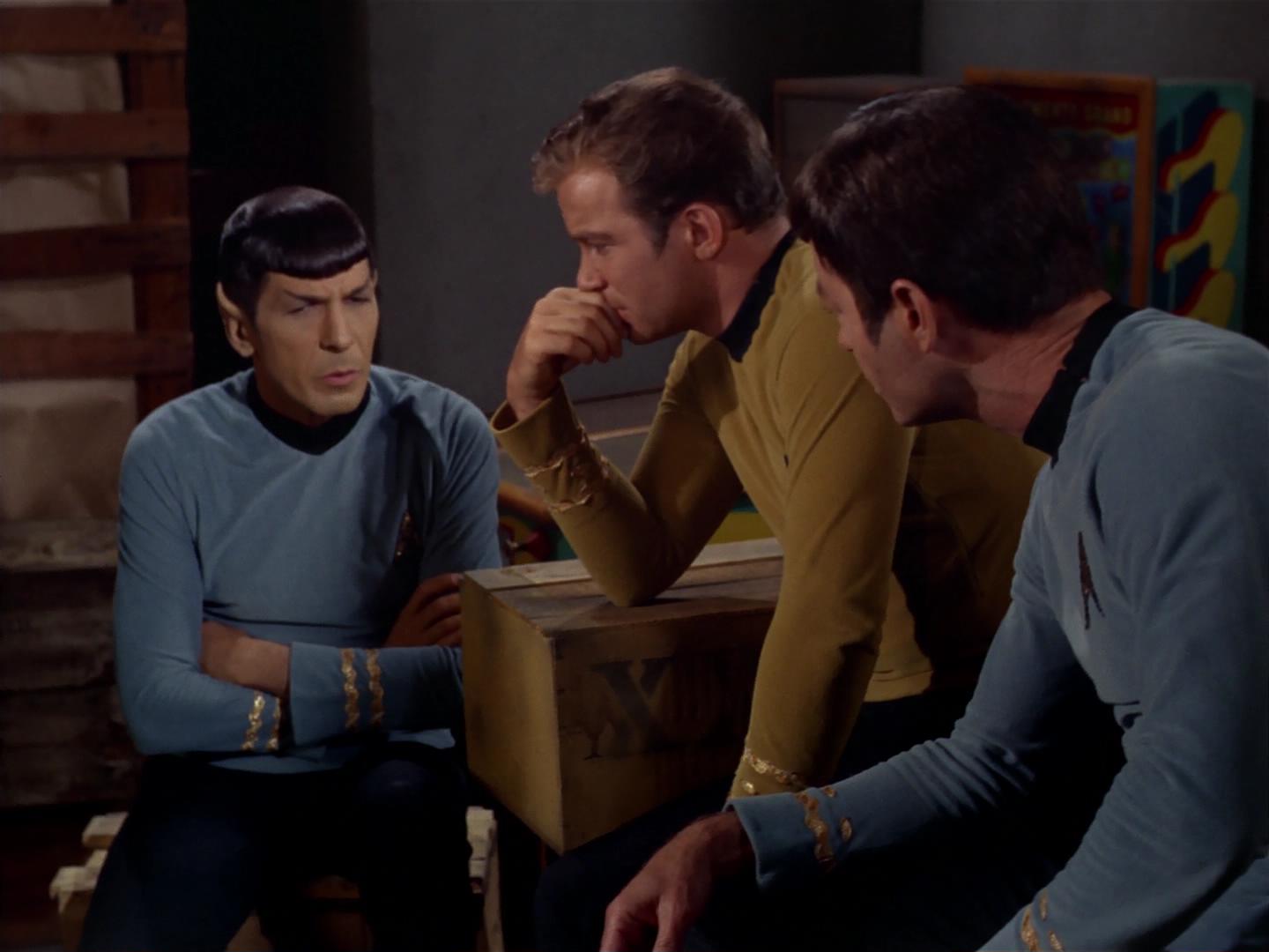 ariane179254_StarTrek_2x17_APieceOfTheAction_0905.jpg