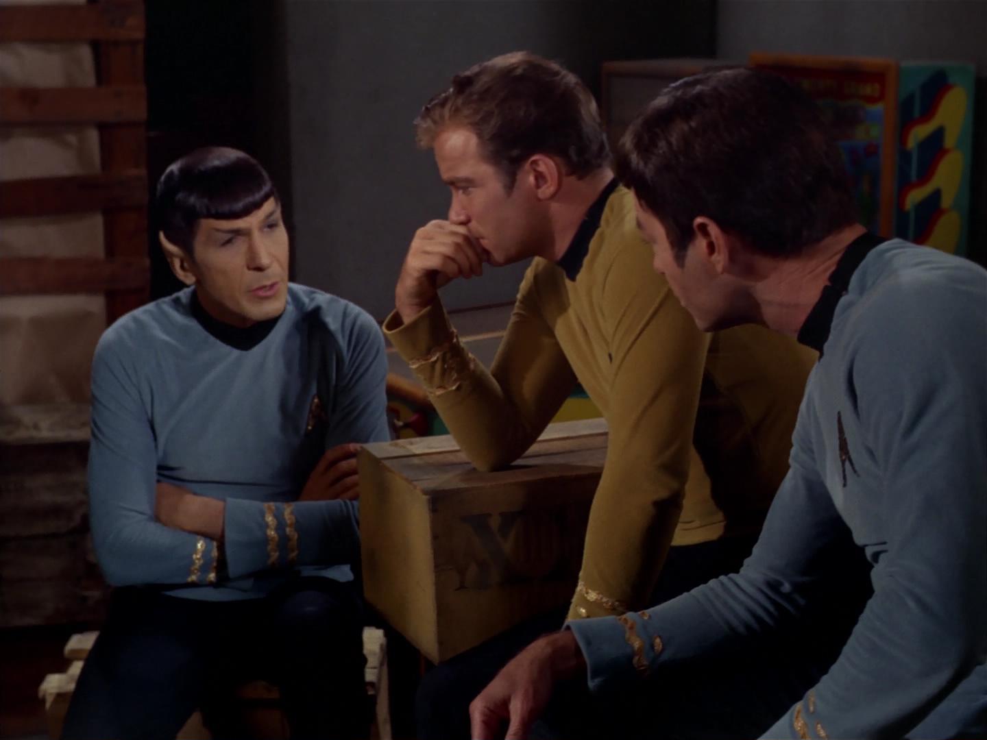 ariane179254_StarTrek_2x17_APieceOfTheAction_0910.jpg