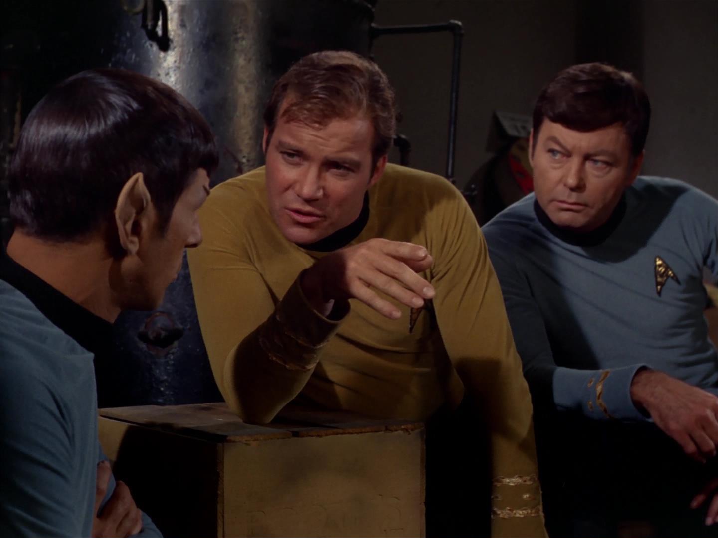 ariane179254_StarTrek_2x17_APieceOfTheAction_0927.jpg