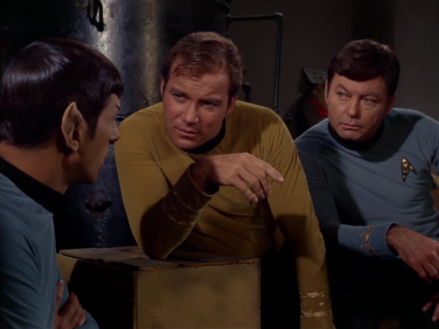 ariane179254_StarTrek_2x17_APieceOfTheAction_0931.jpg
