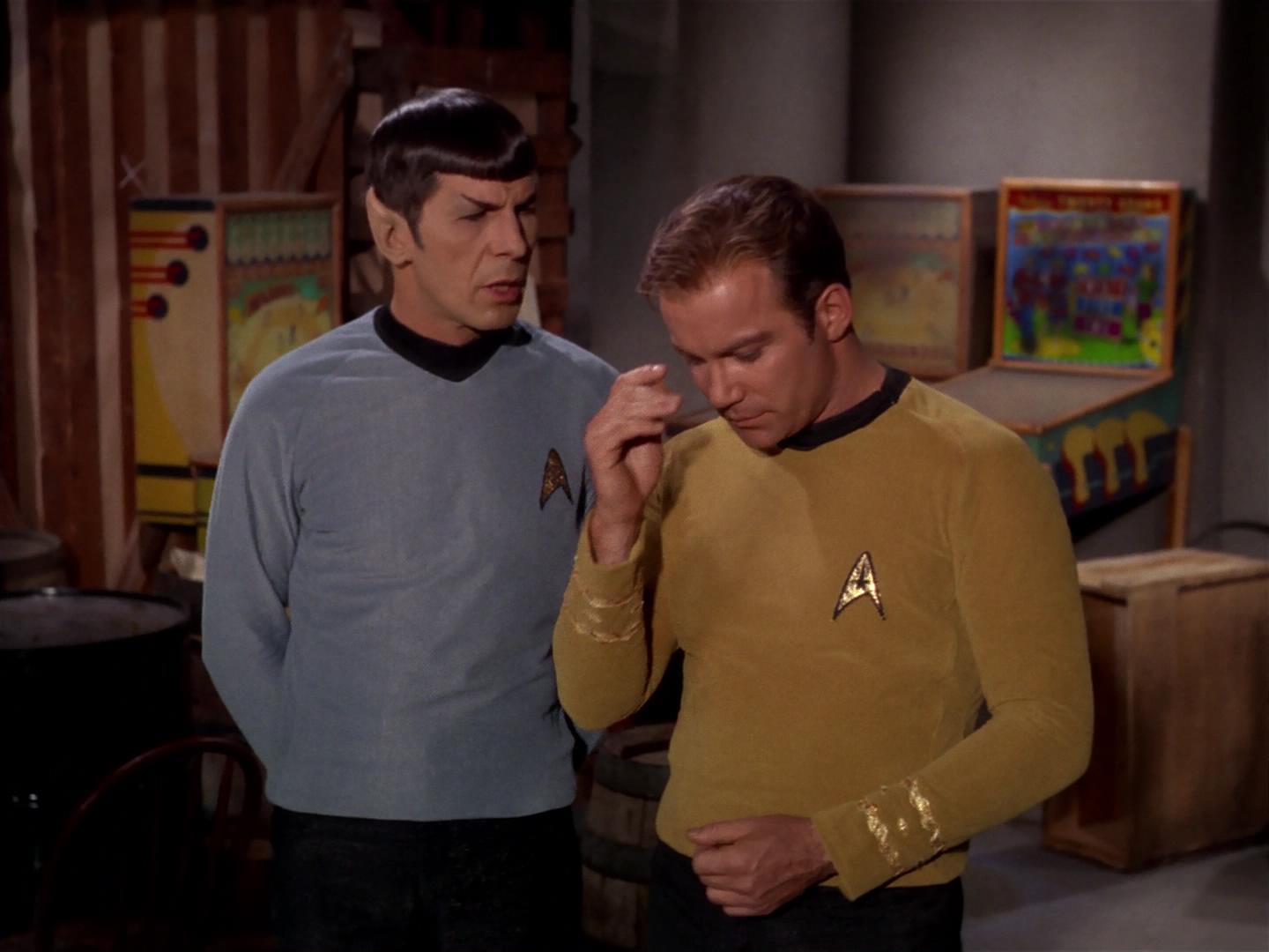 ariane179254_StarTrek_2x17_APieceOfTheAction_0977.jpg