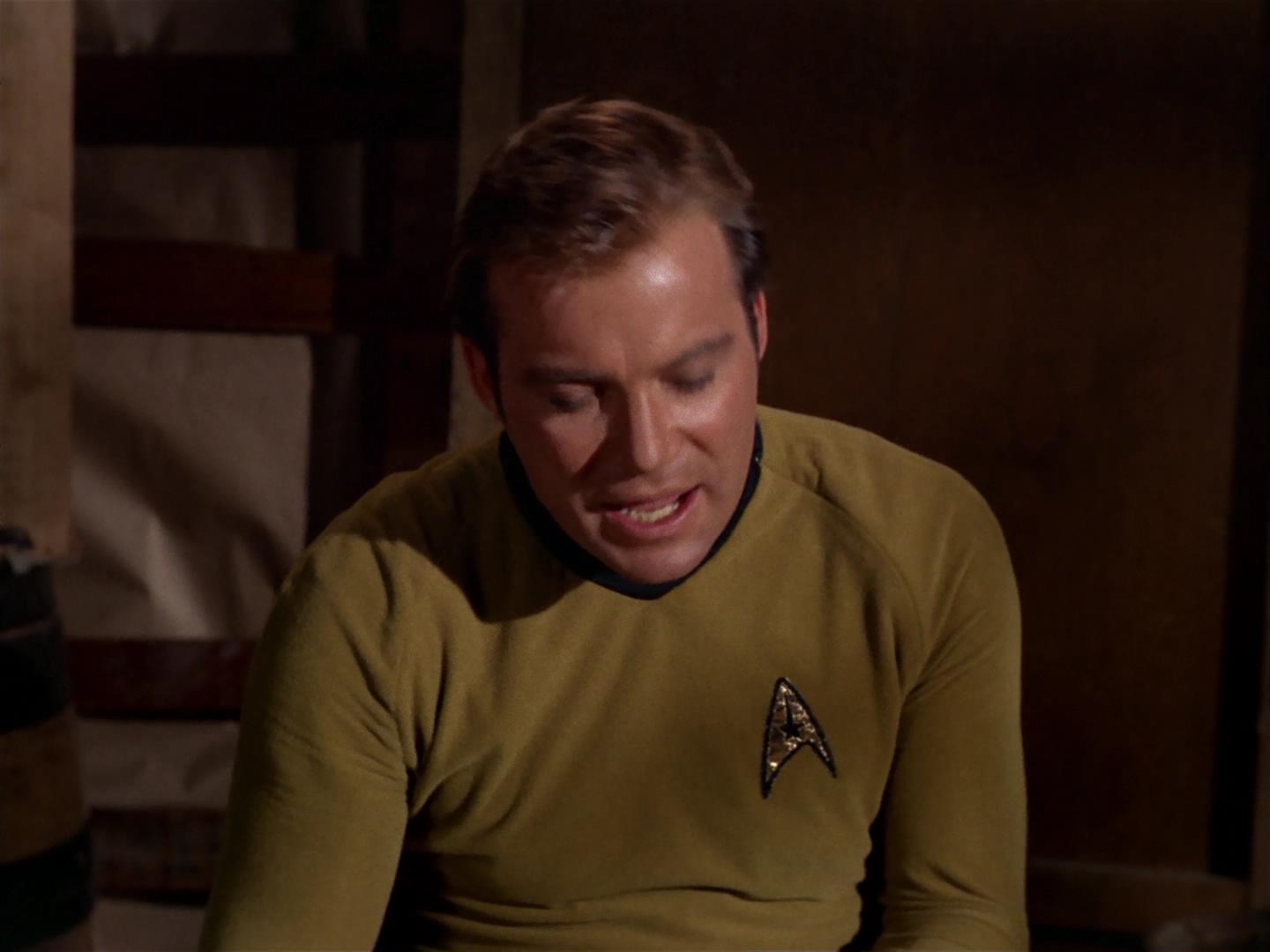 ariane179254_StarTrek_2x17_APieceOfTheAction_1006.jpg