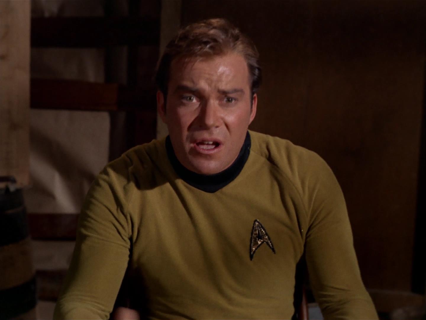 ariane179254_StarTrek_2x17_APieceOfTheAction_1063.jpg