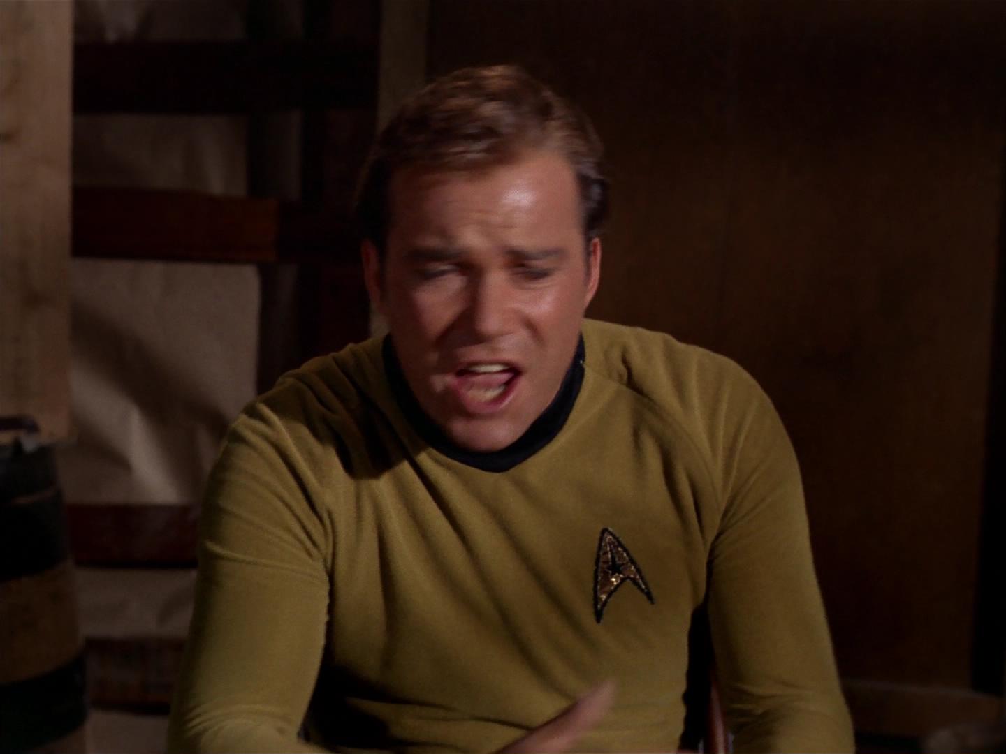 ariane179254_StarTrek_2x17_APieceOfTheAction_1065.jpg