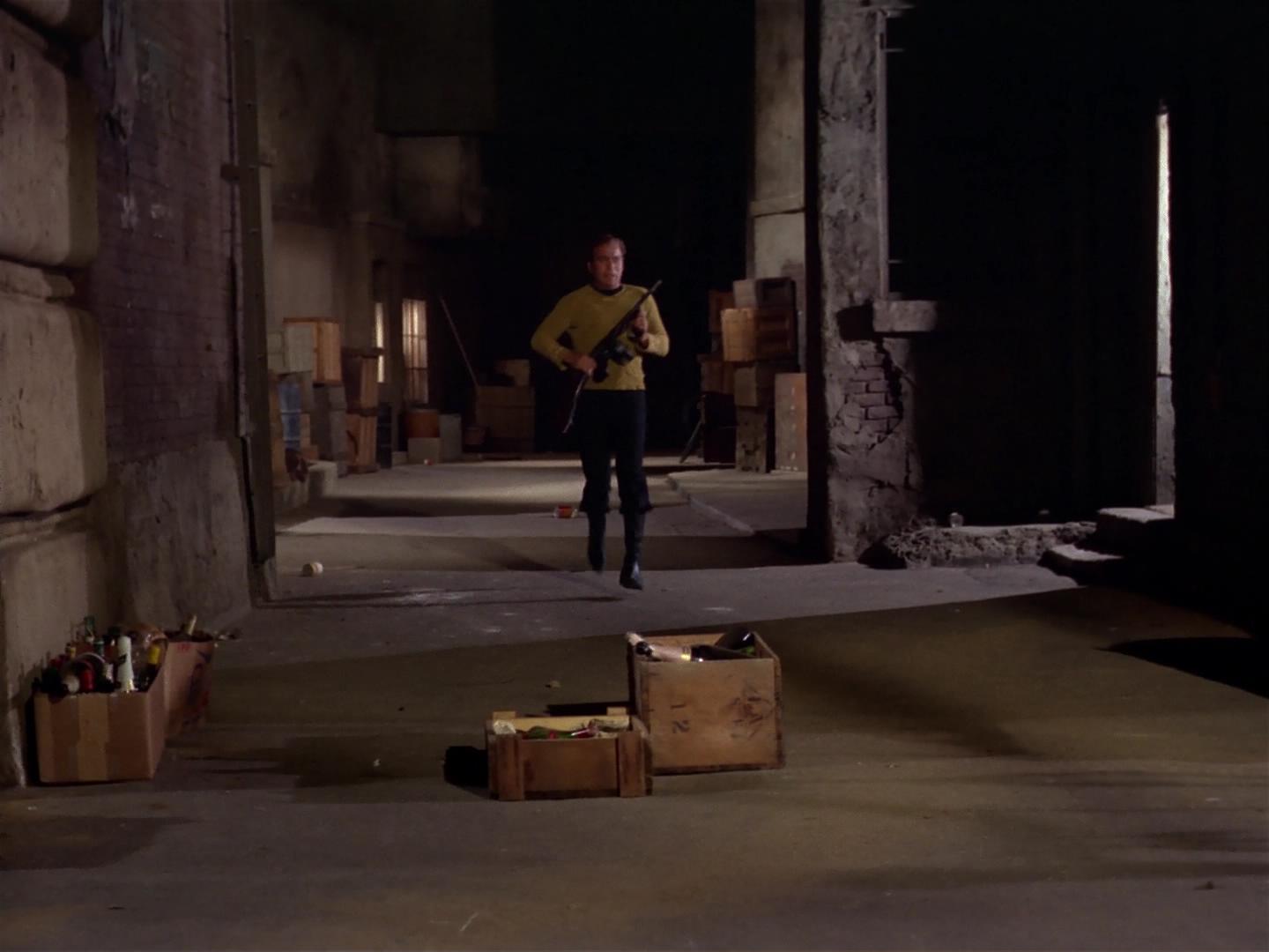 ariane179254_StarTrek_2x17_APieceOfTheAction_1120.jpg