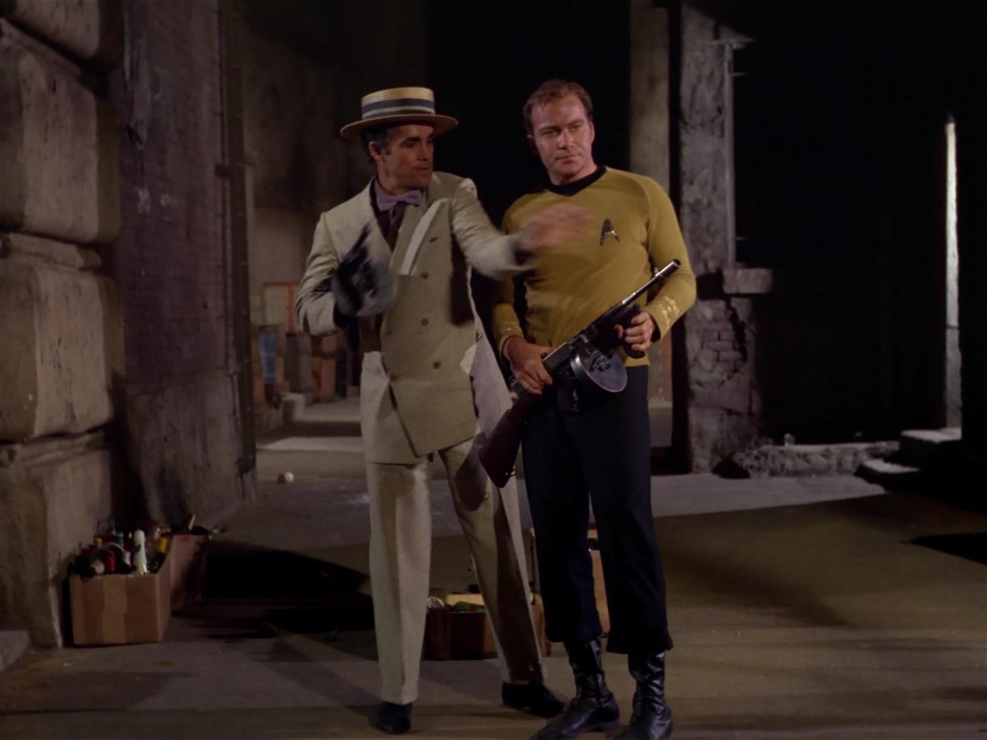 ariane179254_StarTrek_2x17_APieceOfTheAction_1138.jpg