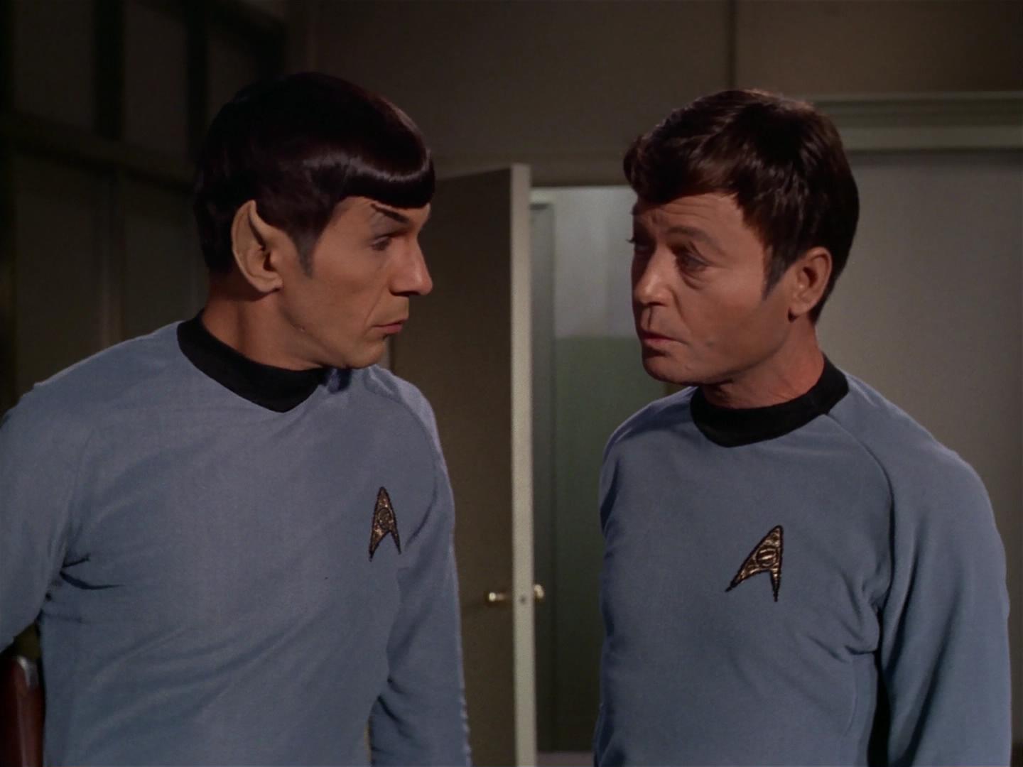 ariane179254_StarTrek_2x17_APieceOfTheAction_1173.jpg