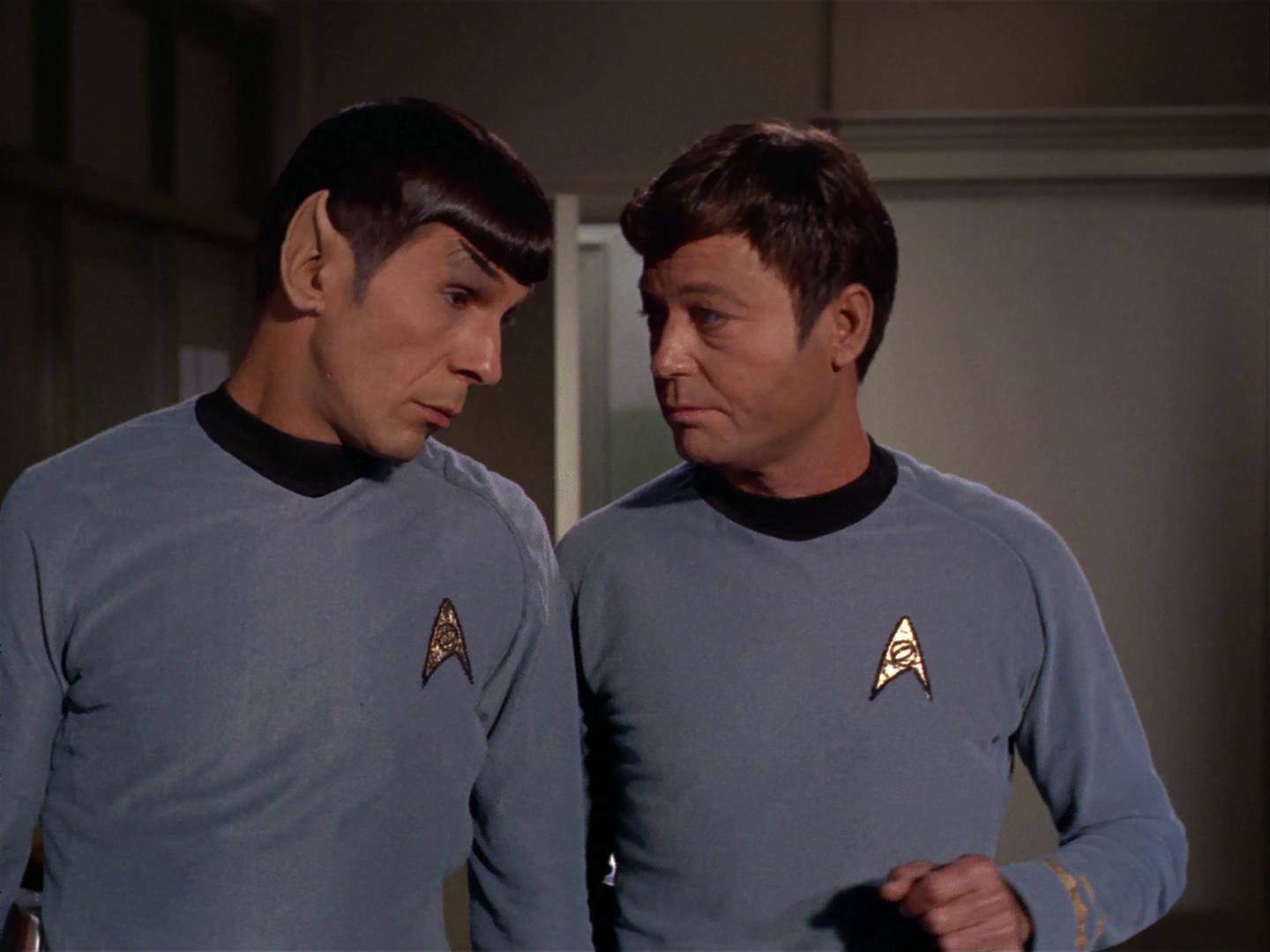 ariane179254_StarTrek_2x17_APieceOfTheAction_1178.jpg