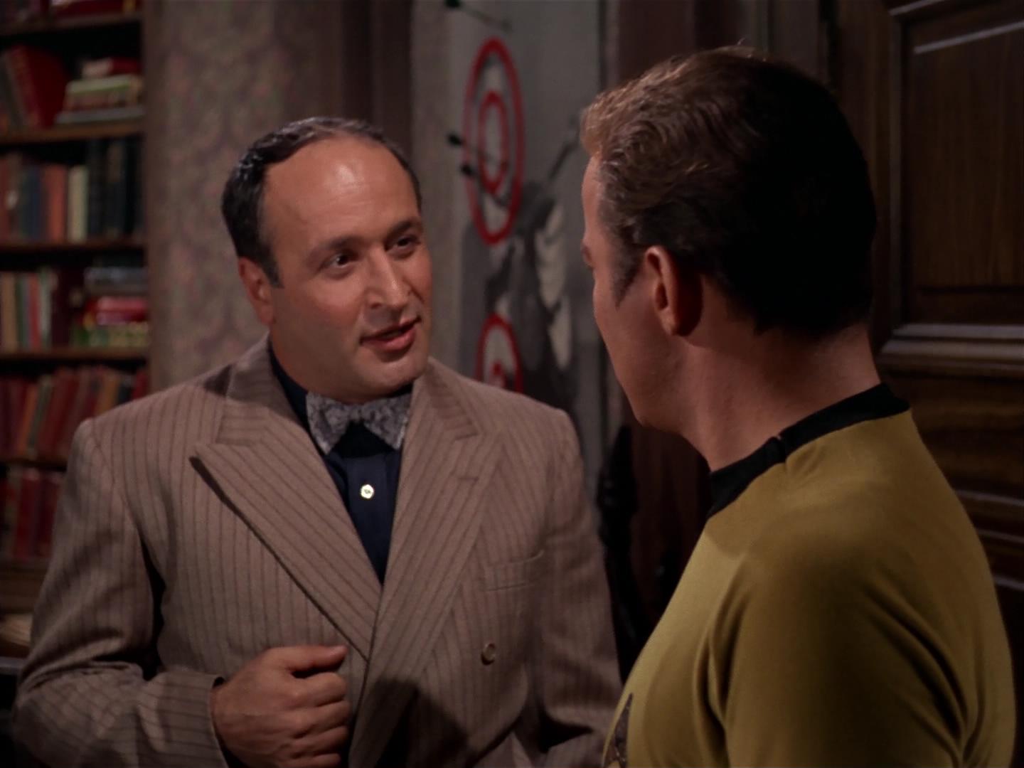 ariane179254_StarTrek_2x17_APieceOfTheAction_1268.jpg