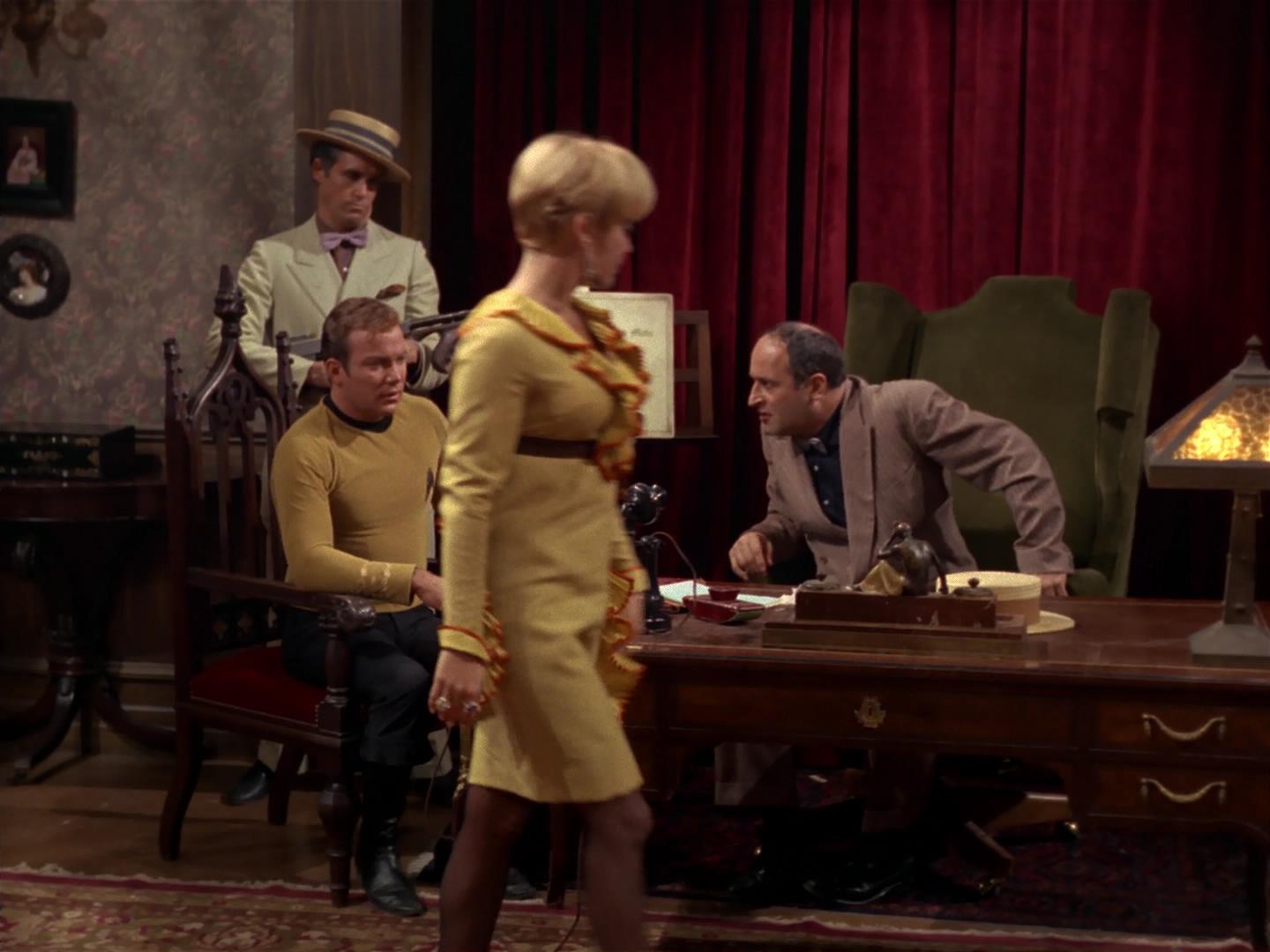 ariane179254_StarTrek_2x17_APieceOfTheAction_1378.jpg
