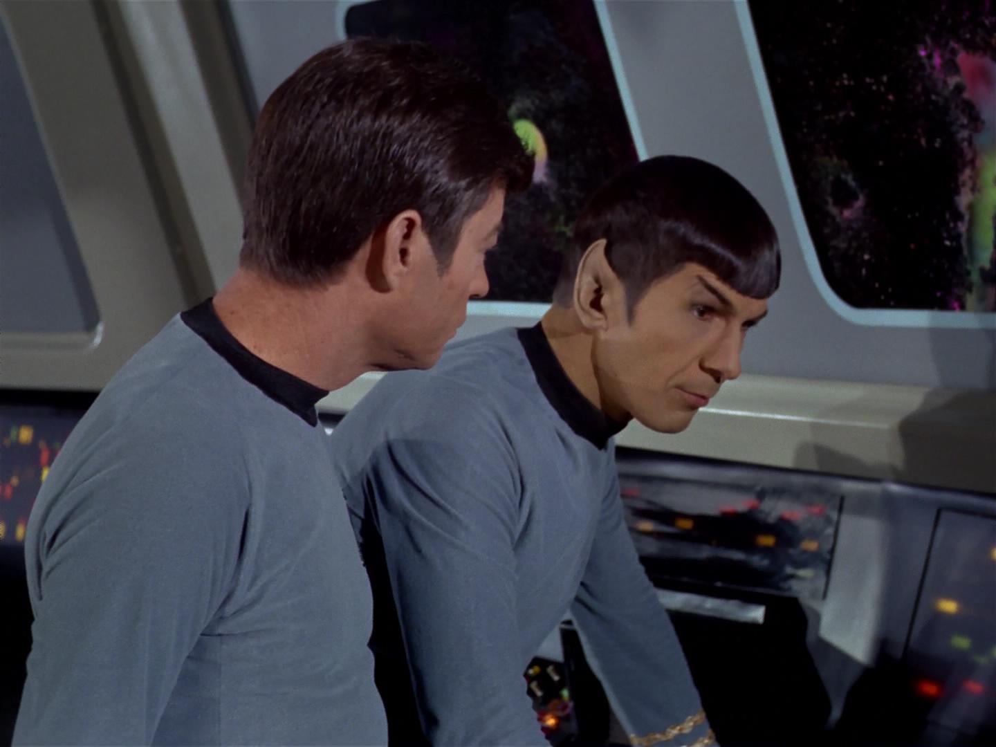ariane179254_StarTrek_2x17_APieceOfTheAction_1502.jpg