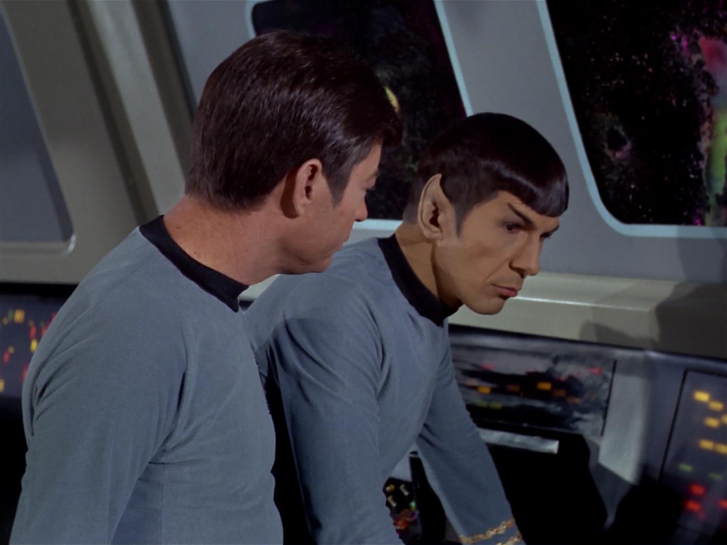 ariane179254_StarTrek_2x17_APieceOfTheAction_1504.jpg