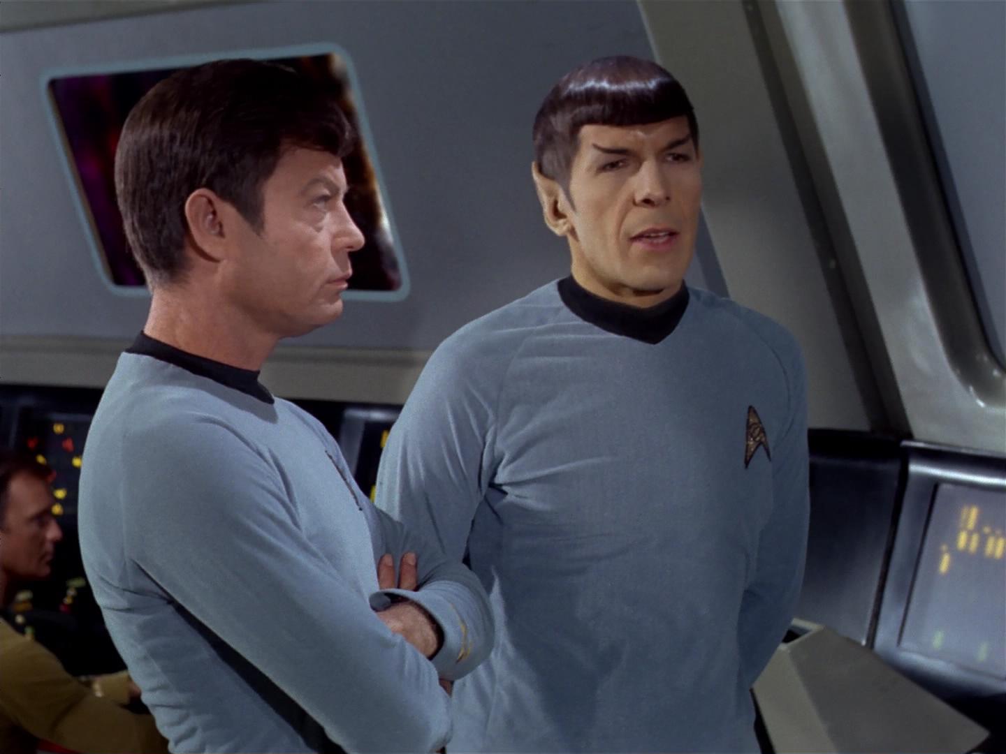 ariane179254_StarTrek_2x17_APieceOfTheAction_1557.jpg