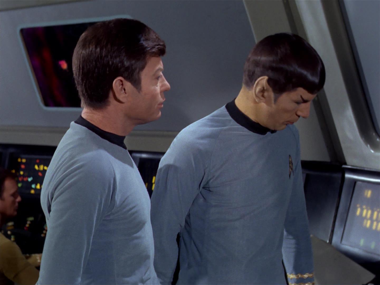 ariane179254_StarTrek_2x17_APieceOfTheAction_1590.jpg