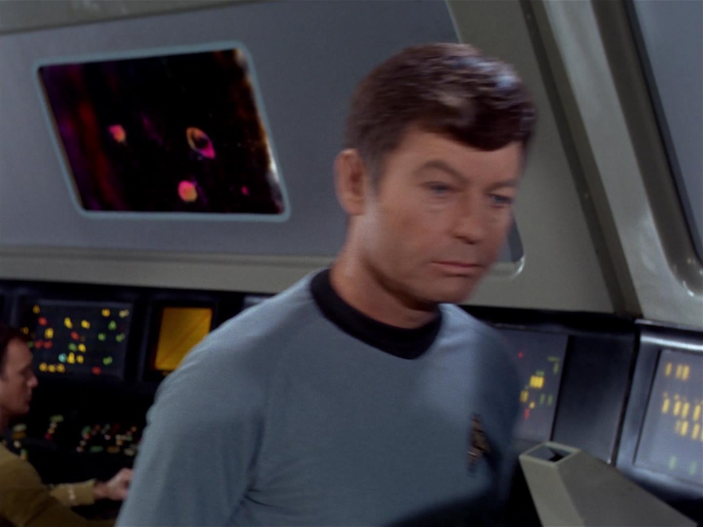 ariane179254_StarTrek_2x17_APieceOfTheAction_1609.jpg