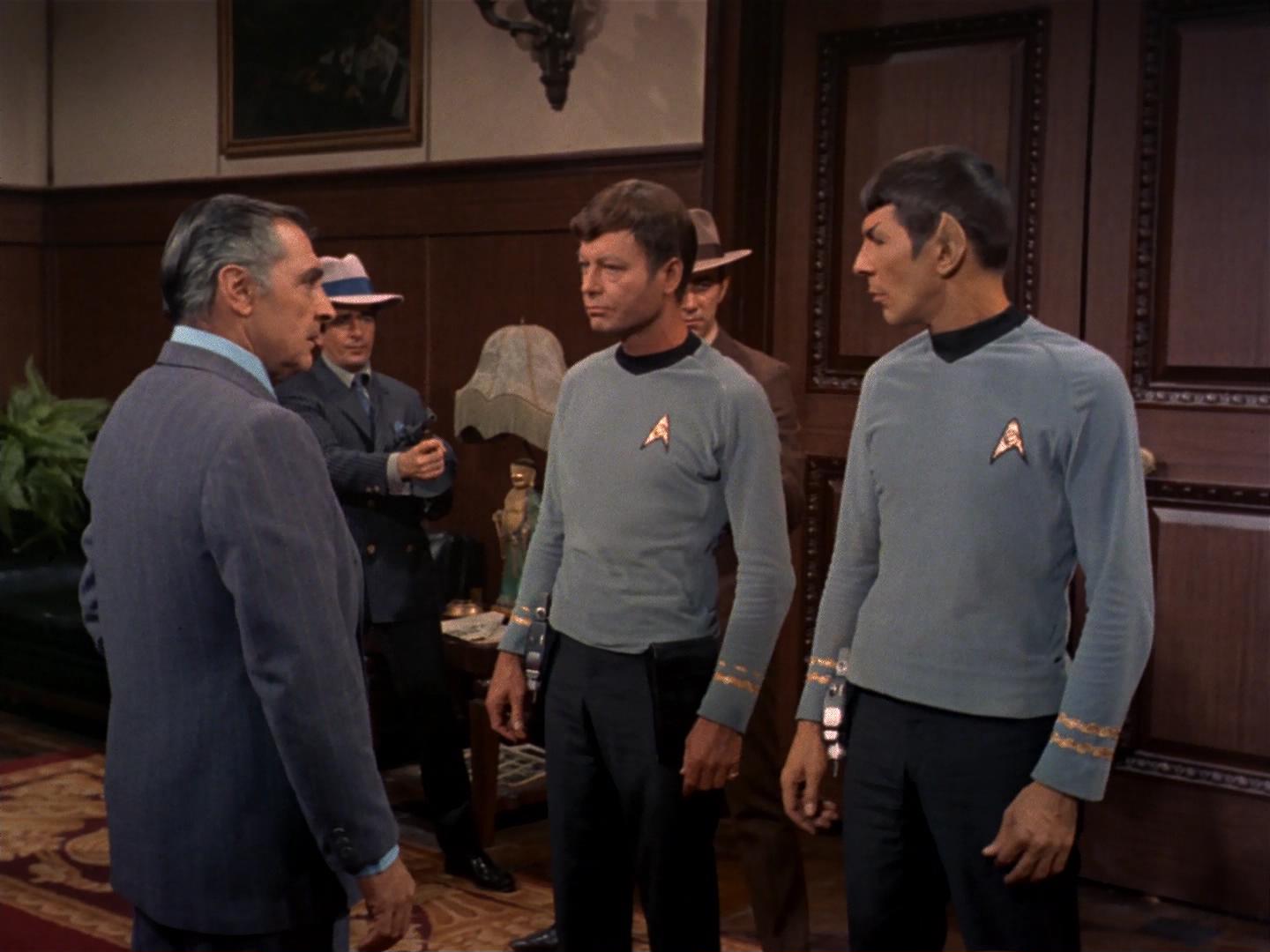 ariane179254_StarTrek_2x17_APieceOfTheAction_1714.jpg