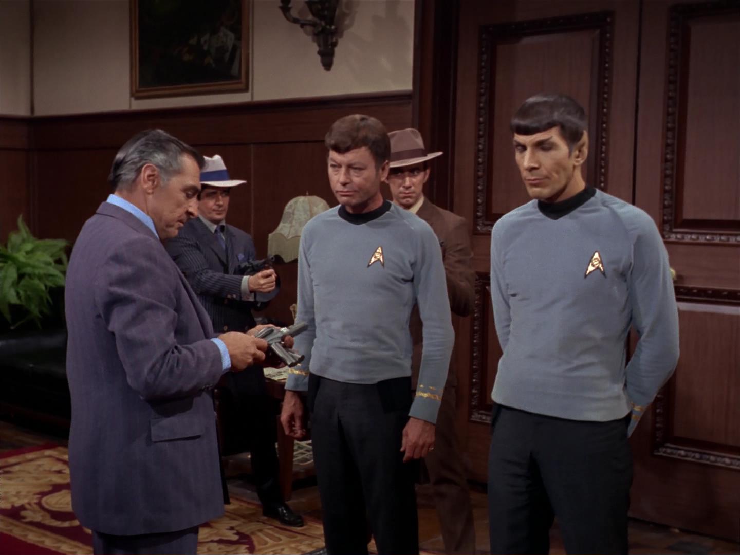 ariane179254_StarTrek_2x17_APieceOfTheAction_1727.jpg