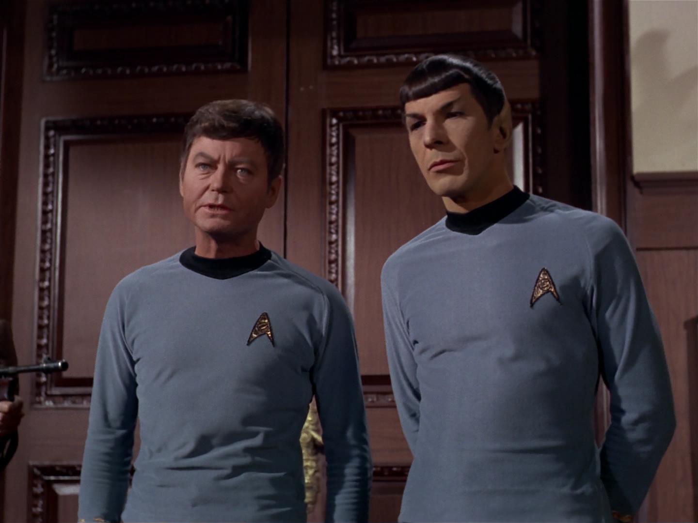 ariane179254_StarTrek_2x17_APieceOfTheAction_1739.jpg