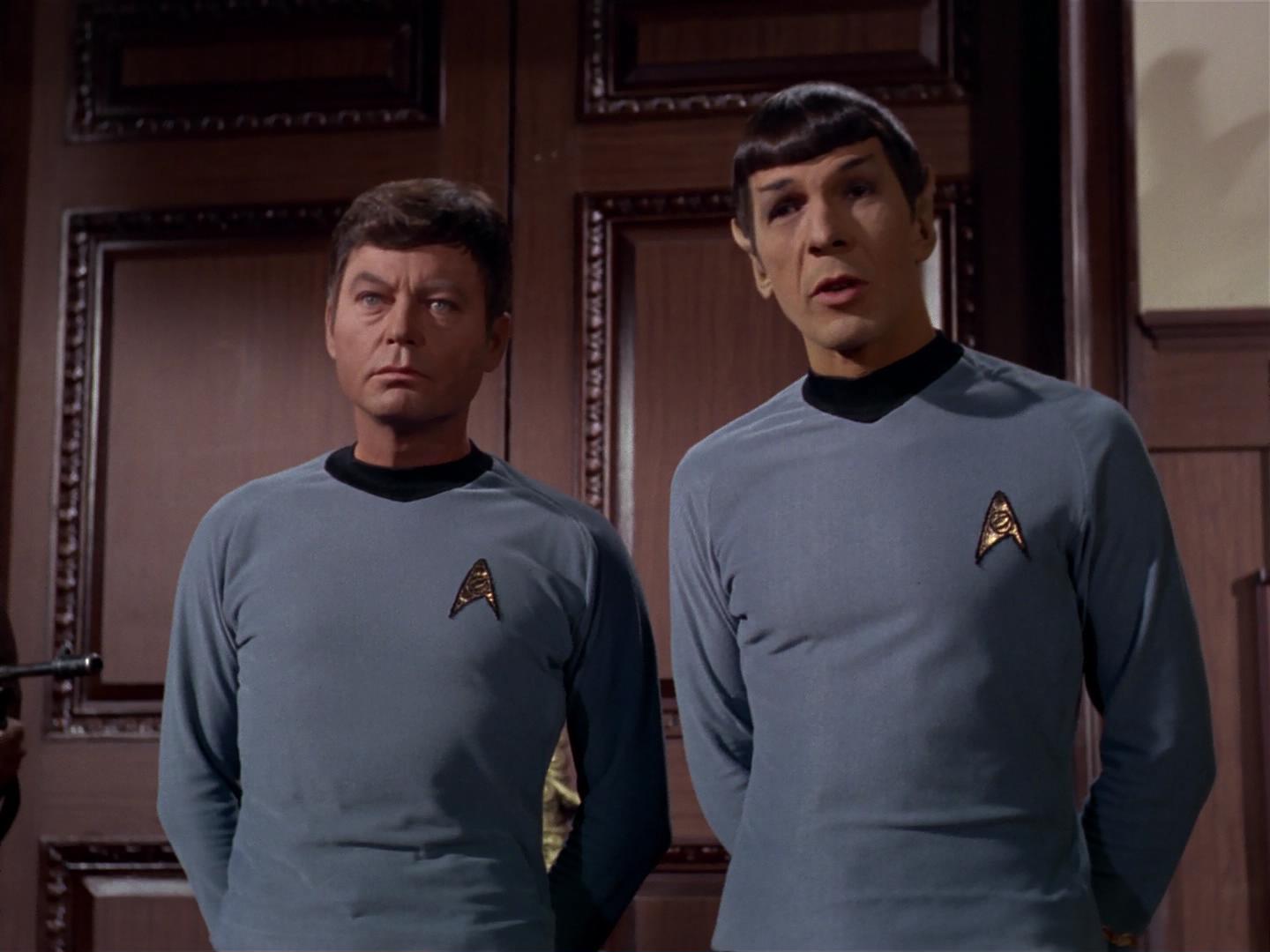 ariane179254_StarTrek_2x17_APieceOfTheAction_1761.jpg